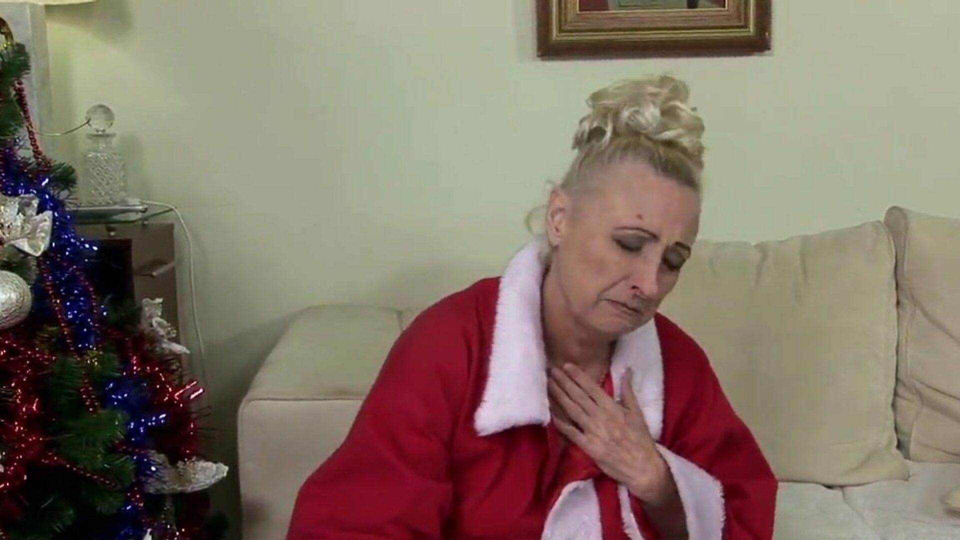 סבתא לא רוצה לבלות את חג המולד לבד: פורנו בחינם E8 צפה בסבתא לא רוצה לבלות את חג המולד לבד בסצנת סרטים על xhamster - הארכיון האולטימטיבי של סבתא וסבתא בחינם לכל צינור בחינם.