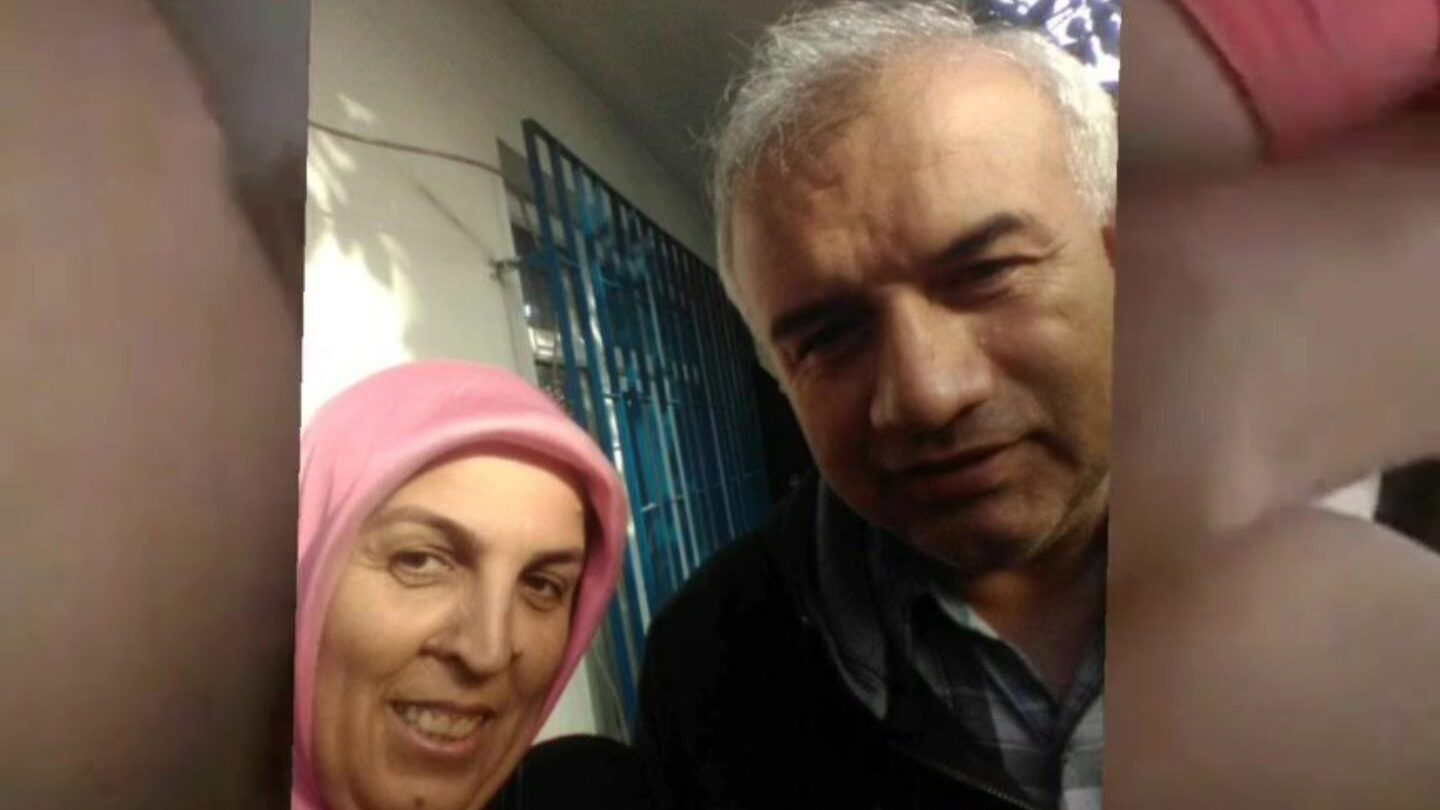 türbanlı namuslu annem babam evde yokken türk evli büyükanne hotwife snatch show
