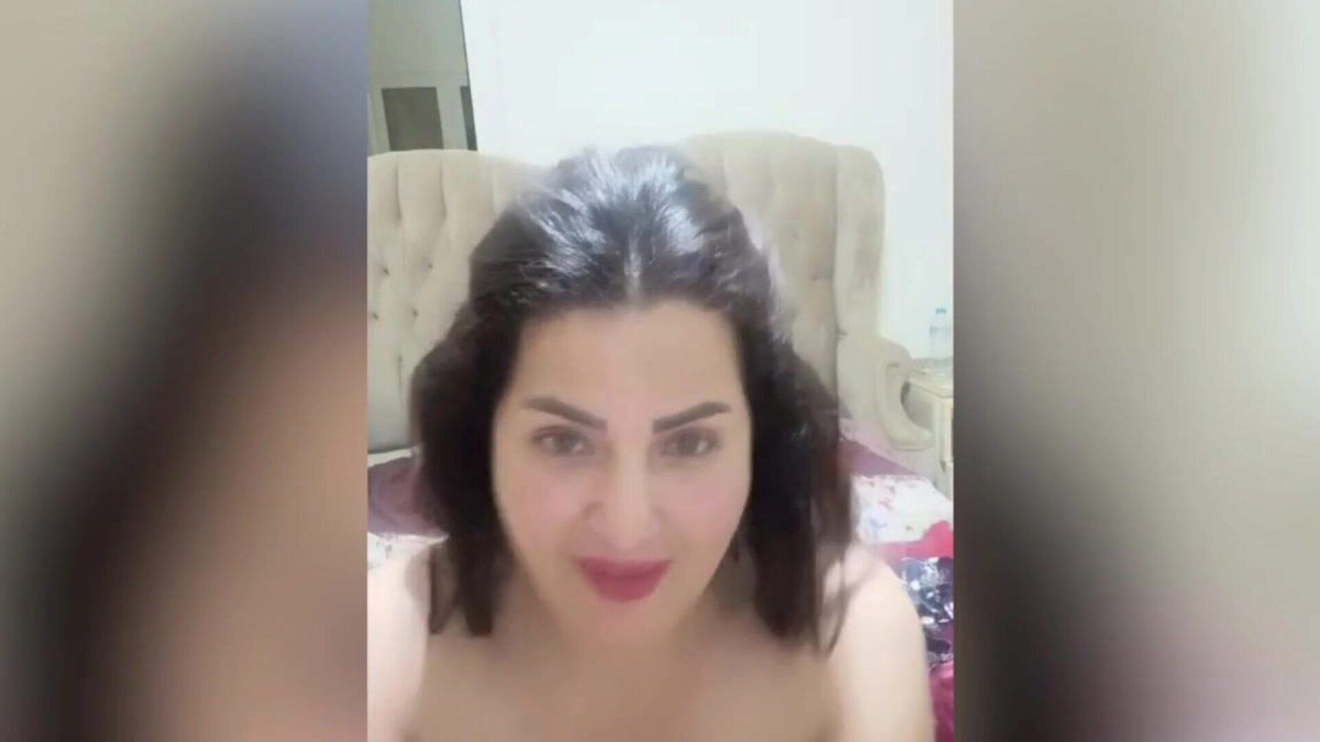 arabische egyptische actrice fuck-a-thon sama el masry hete masrya naar egyptische arabische orgie door sama al-masry, die hawt asaaa is, toont haar grote bazooka's en hawt grote gazoo masrya naar